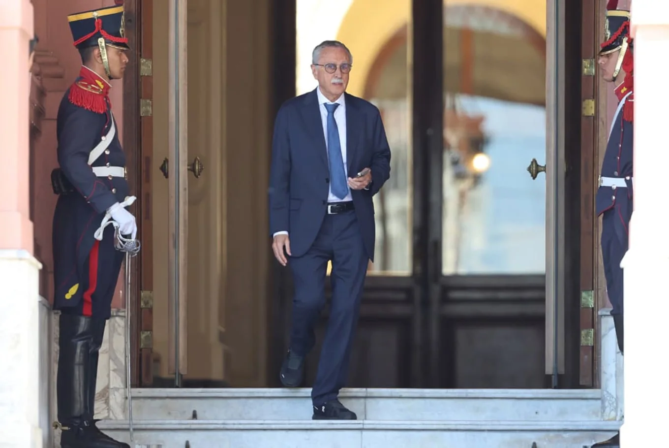 Preocupación en el Gobierno por las alusiones a Mario Lugones en la causa judicial por el fentanilo adulterado