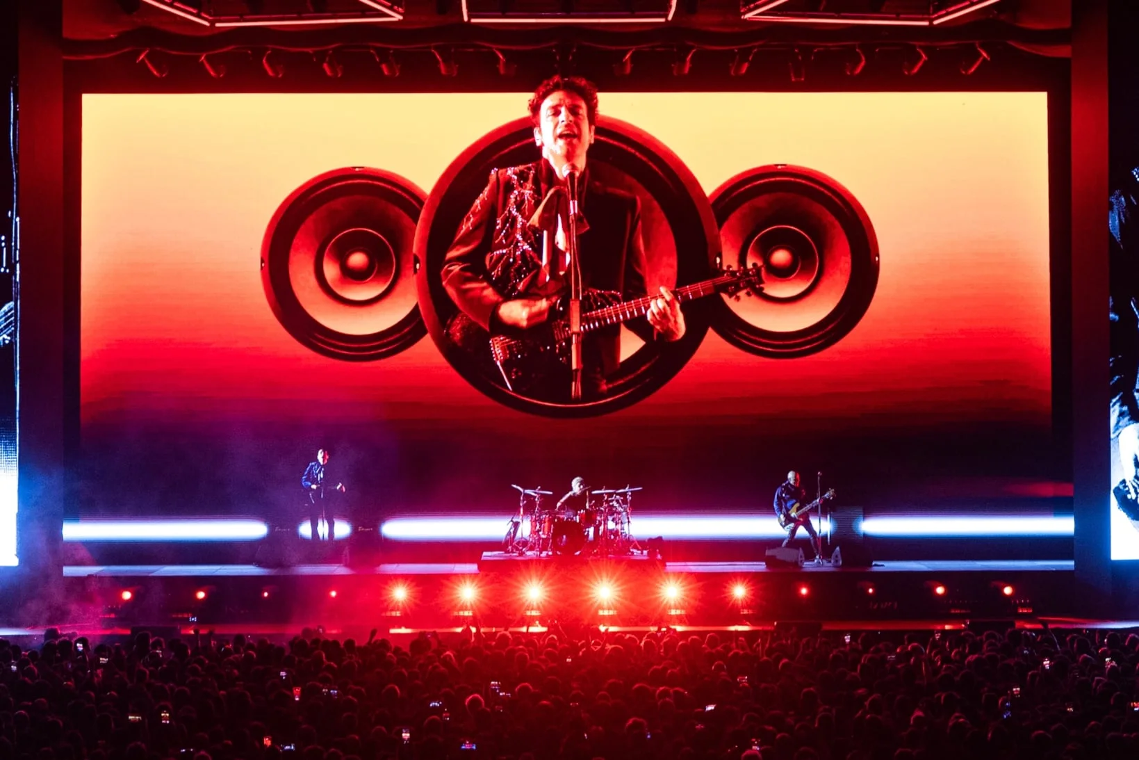Soda Stereo celebra el cumpleaños de Gustavo Cerati con una función especial de ECOS