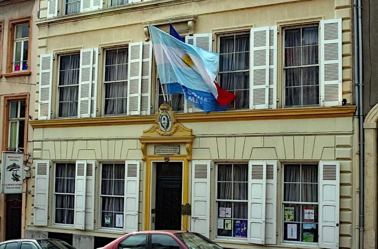 Rubén Torres, el granadero que vive y custodia la casa donde murió San Martín: “Hay gente que llora y se arrodilla”