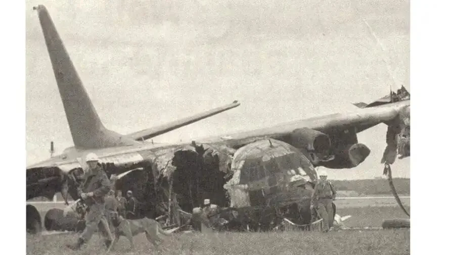 Operación Gardel: el gendarme de 19 años que sobrevivió al atentado de Montoneros y volvió al avión para salvar a sus compañeros