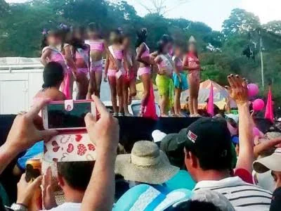 Imagen recortada de videos recopilados por el público presente