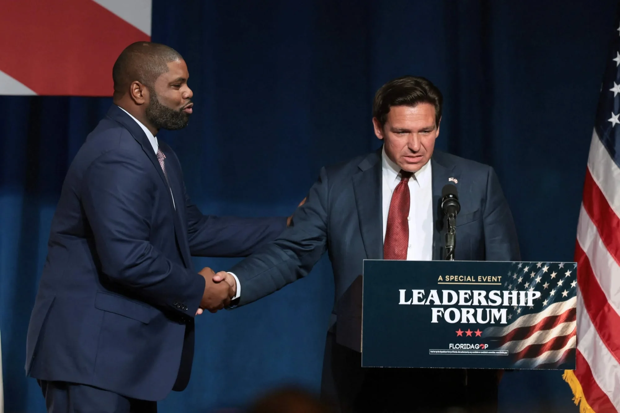 DeSantis se empieza a despedir y rompe el hielo con Byron Donalds: “Sé que es importante para el estado de Florida”