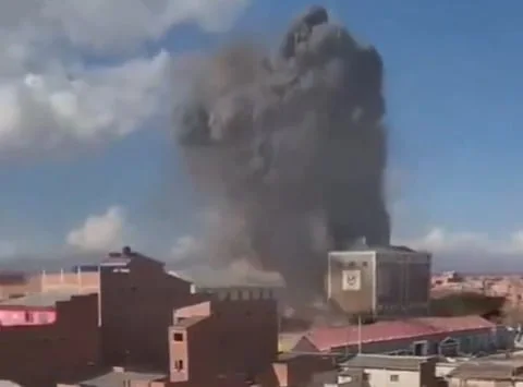 Bolivia: dos personas murieron y otras 81 resultaron heridas tras la explosión de un depósito militar