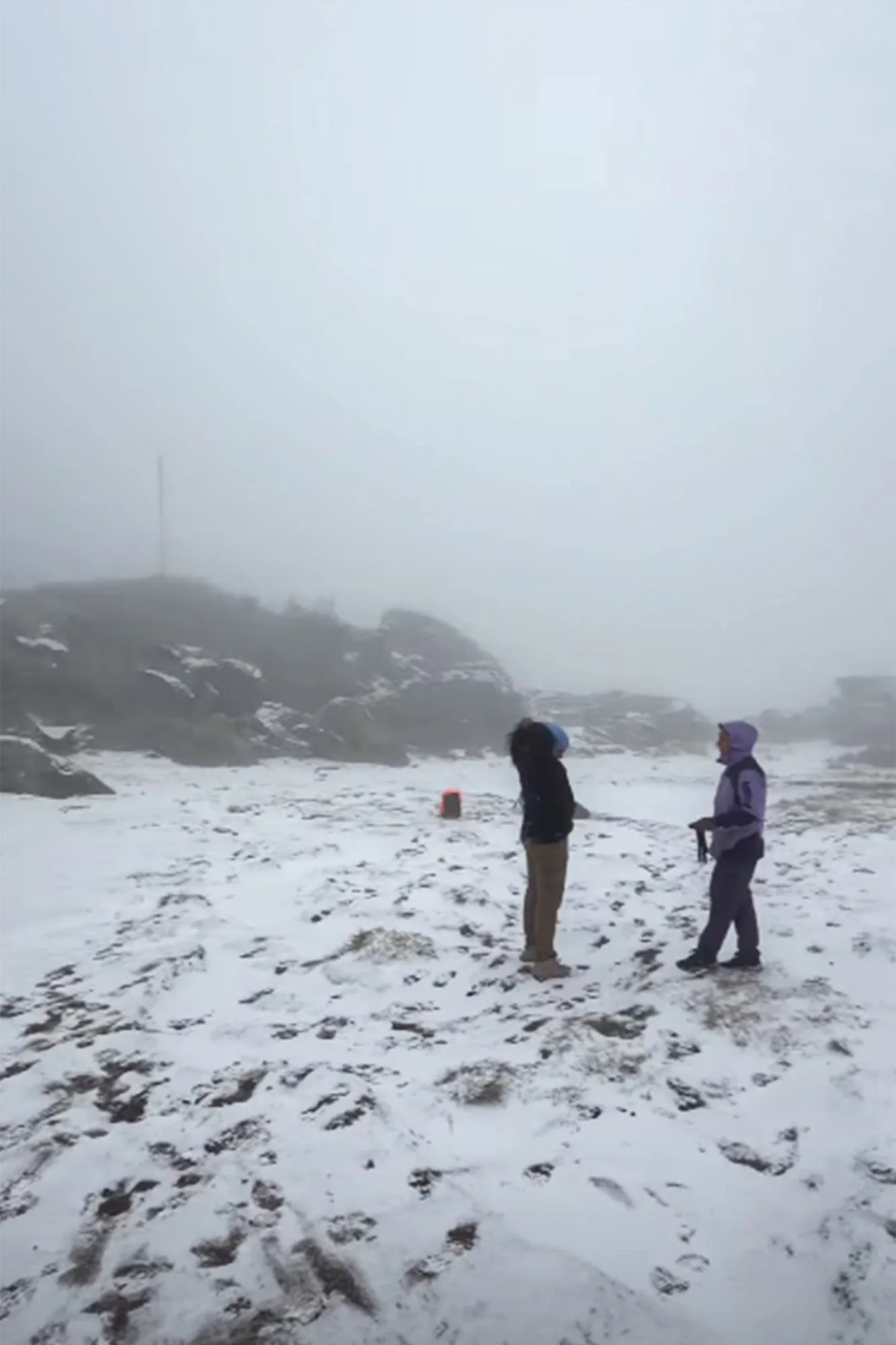 “Derrumbe térmico”: fin de semana de nevadas inusuales, granizo, graupel y clima extremo
