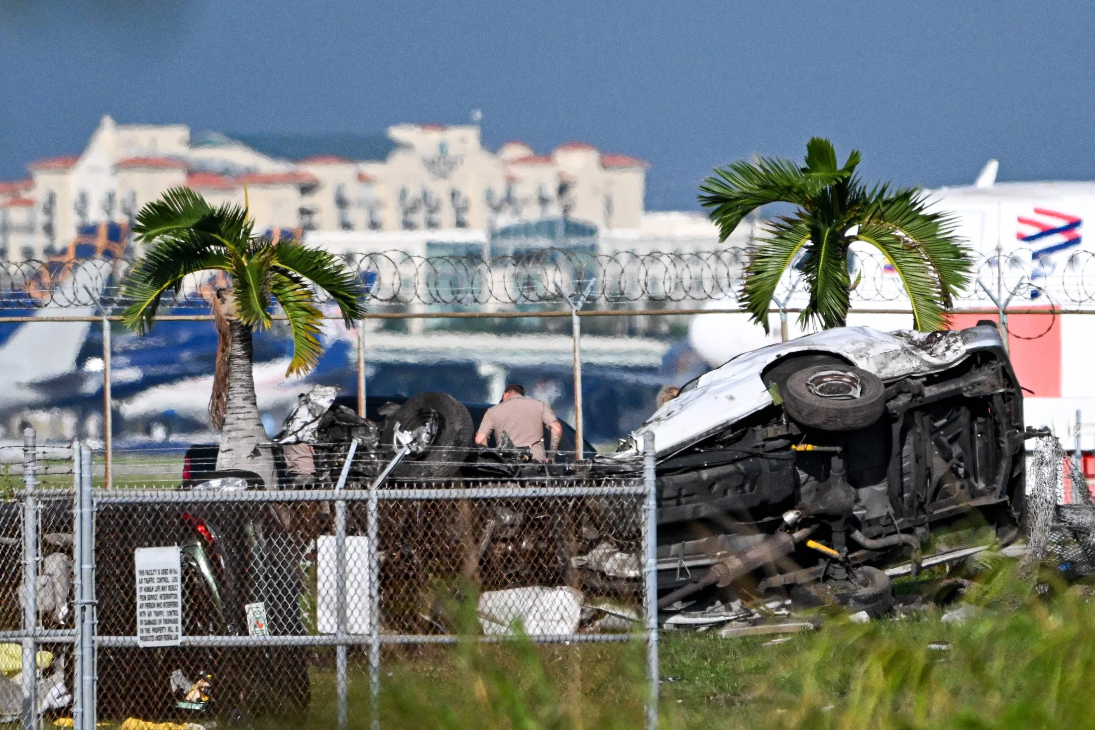 Accidente aéreo en Miami: hallan las cajas negras del avión de Amazon y confirman que las cinco víctimas estaban en dos vehículos