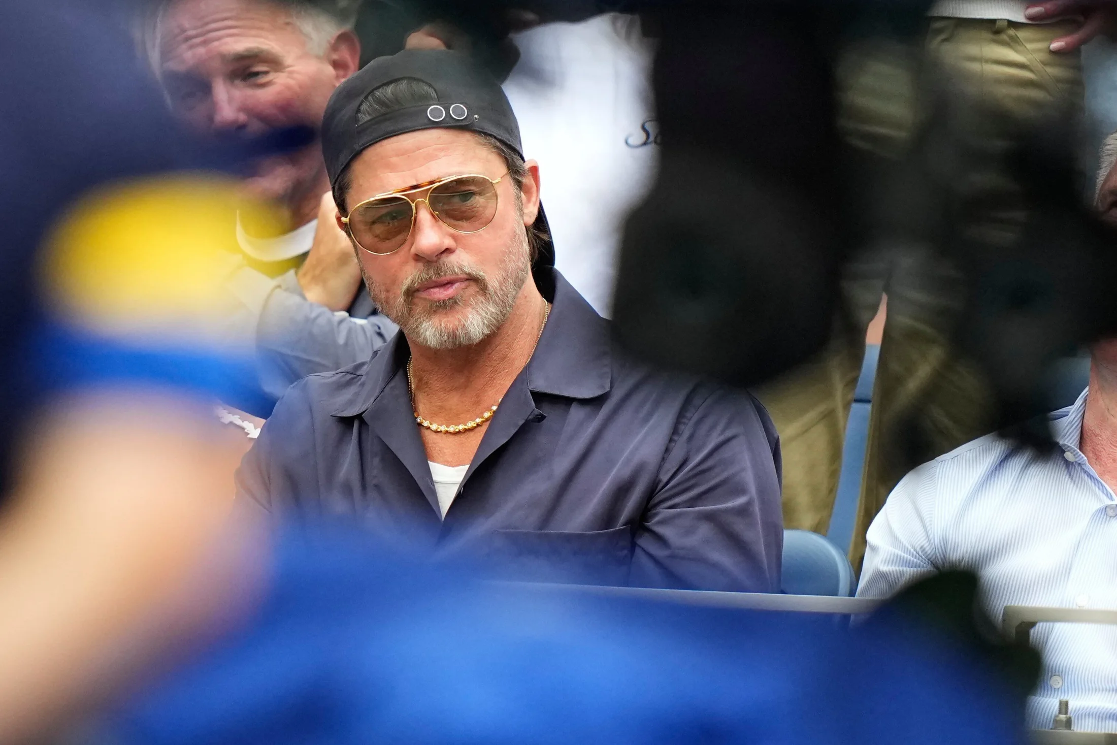 Brad Pitt, actor: “Tengo una buena rutina de cuidado de la piel simple que me enseñó mi maquilladora, con quien empezamos juntos hace 30 años”