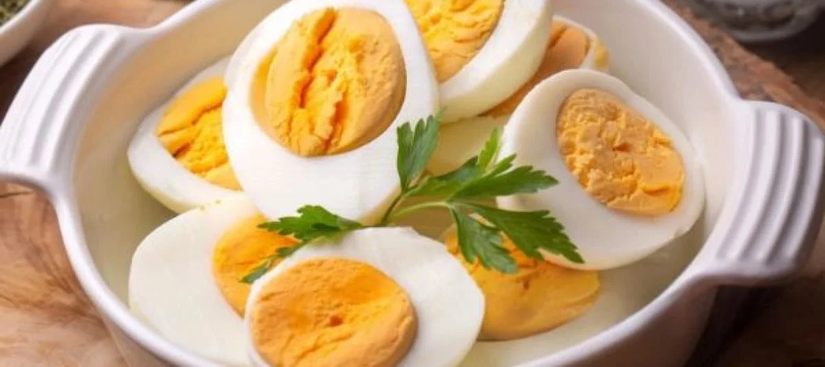 Huevo cocido: beneficios, propiedades y motivos para incluirlo como snack saludable