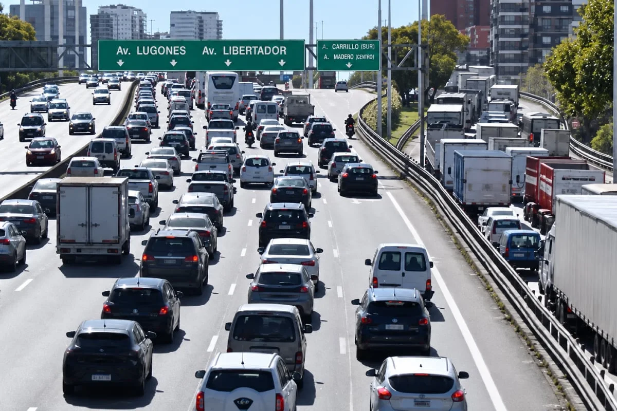 Se complica el tránsito por la General Paz: hasta cuándo están cortados los carriles por obras en la avenida Lugones