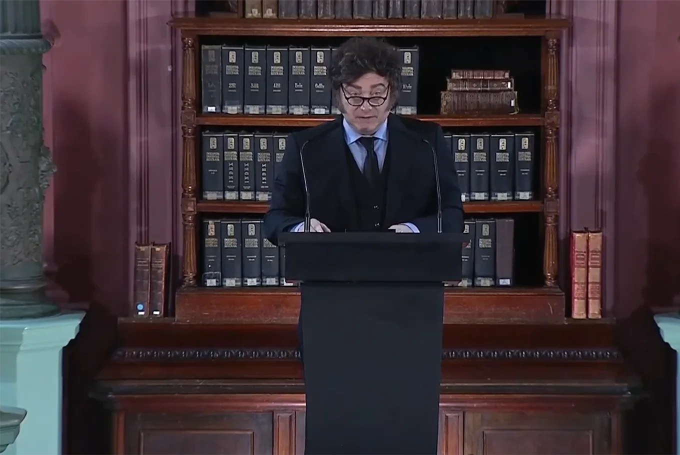 Javier Milei y sus medidas, en vivo: Caputo defendió el rumbo económico y dijo que el Presidente tiene “coraje”
