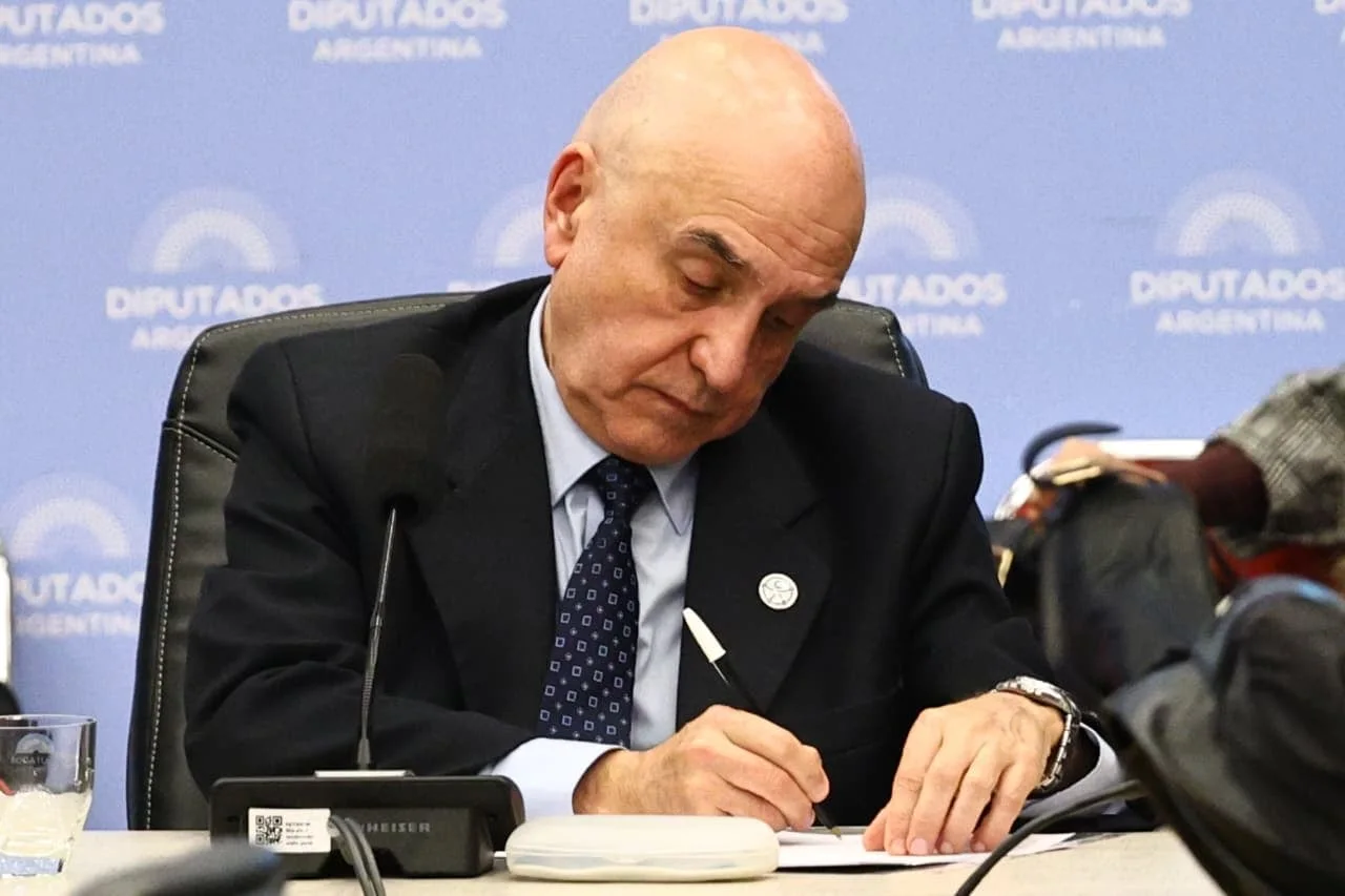 El secretario de Discapacidad presentó su renuncia en medio de la puja por el rumbo del área