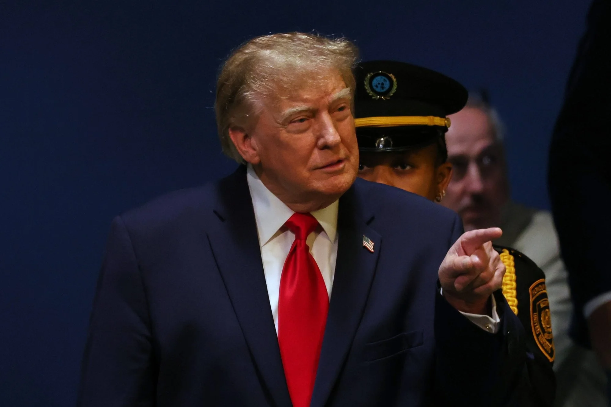 Donald Trump, sobre Irán: “¿Los arrastro al infierno sin posibilidad de supervivencia?"