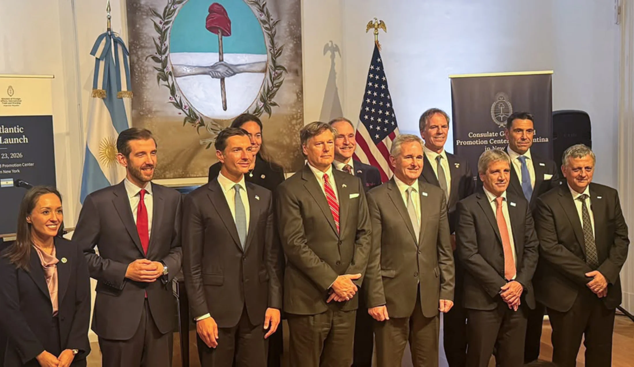 Argentina y EE.UU. lanzan un corredor de infraestructura por US$7000 millones; el Senado trata hoy la reforma del BCRA