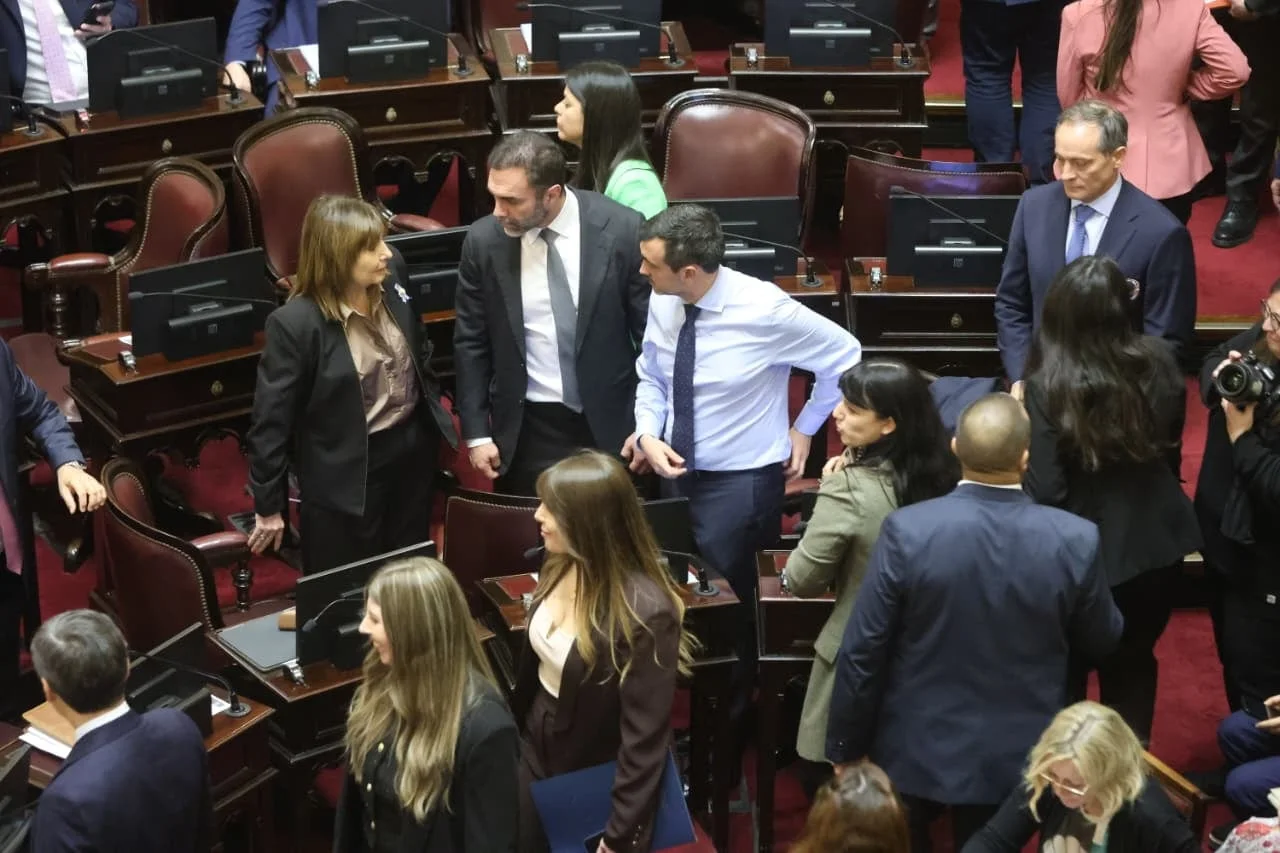 El oficialismo logró activar en el Senado el debate por la reforma del Banco Central y el régimen de Zonas Frías