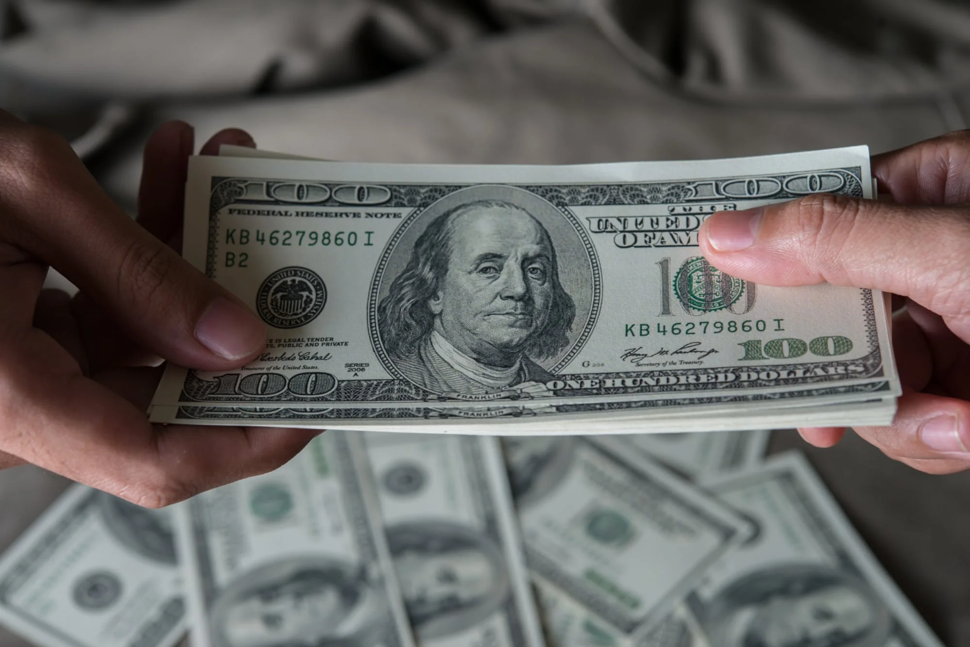 Dólar hoy y dólar blue, EN VIVO: a cuánto cotiza el oficial y cuál es el precio del paralelo este viernes 25 de septiembre, minuto a minuto