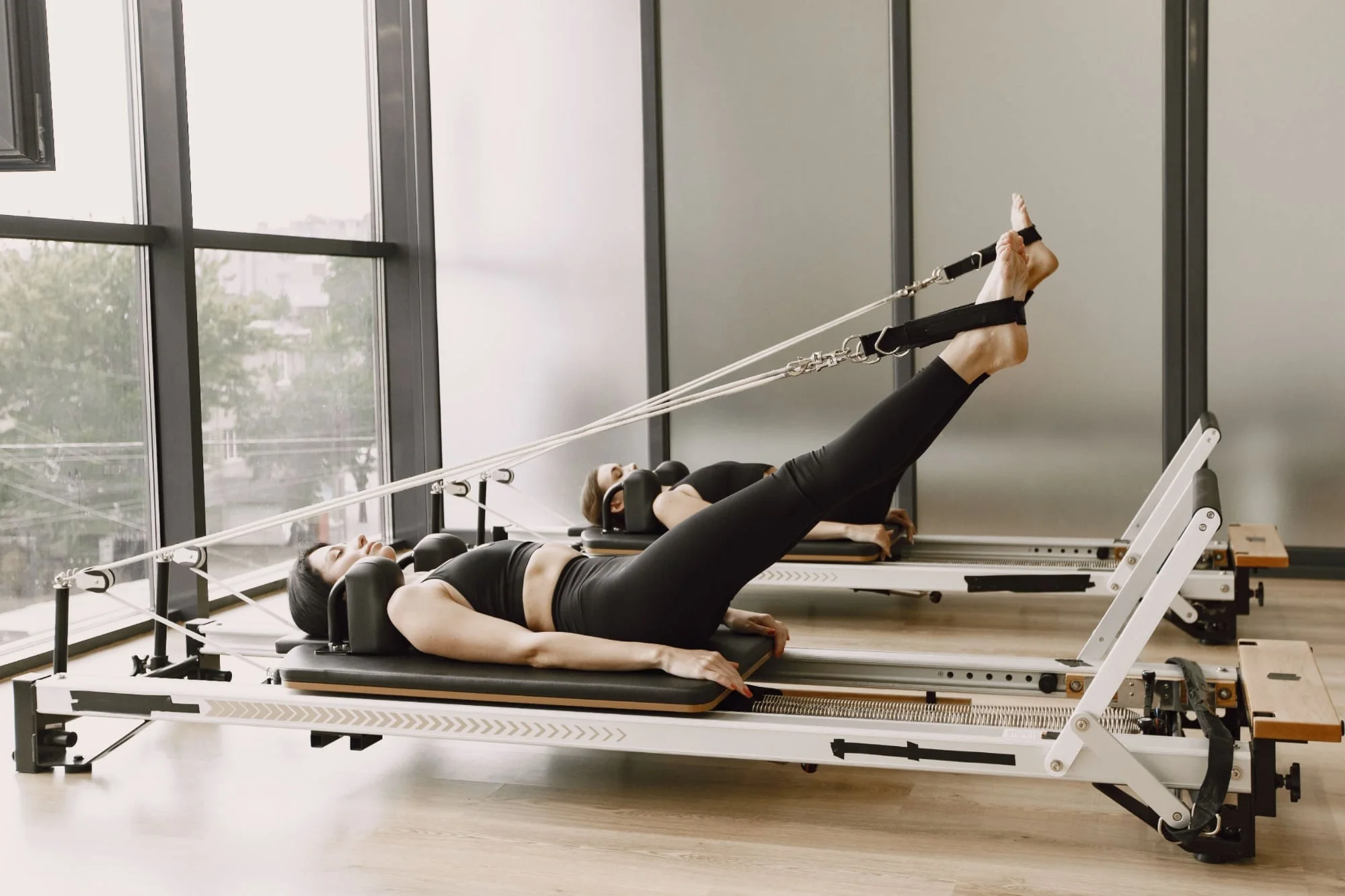 Cadenas miofasciales: los ejercicios que revolucionaron la forma de practicar pilates, una técnica que no para de sumar adeptos