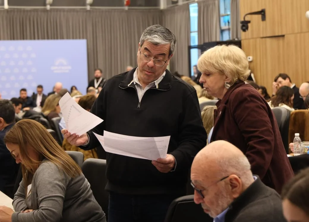 LLA consiguió el dictamen sobre morosidad pero la oposición presiona para avanzar con créditos blandos del Estado