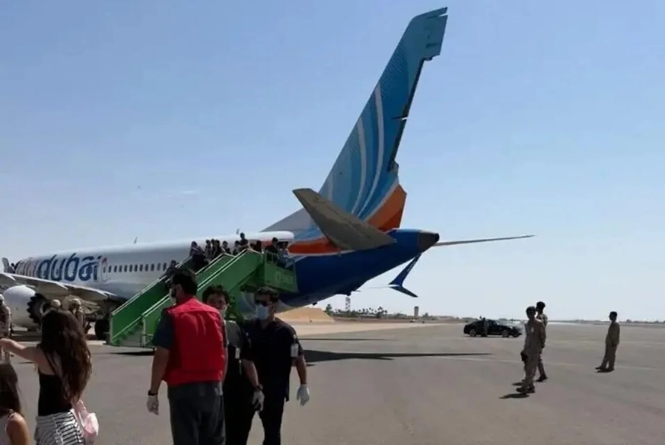 Un analista internacional explicó en detalle qué pasó con el avión de Flydubai, que aterrizó de emergencia en Arabia Saudita, y la hipótesis más relevante