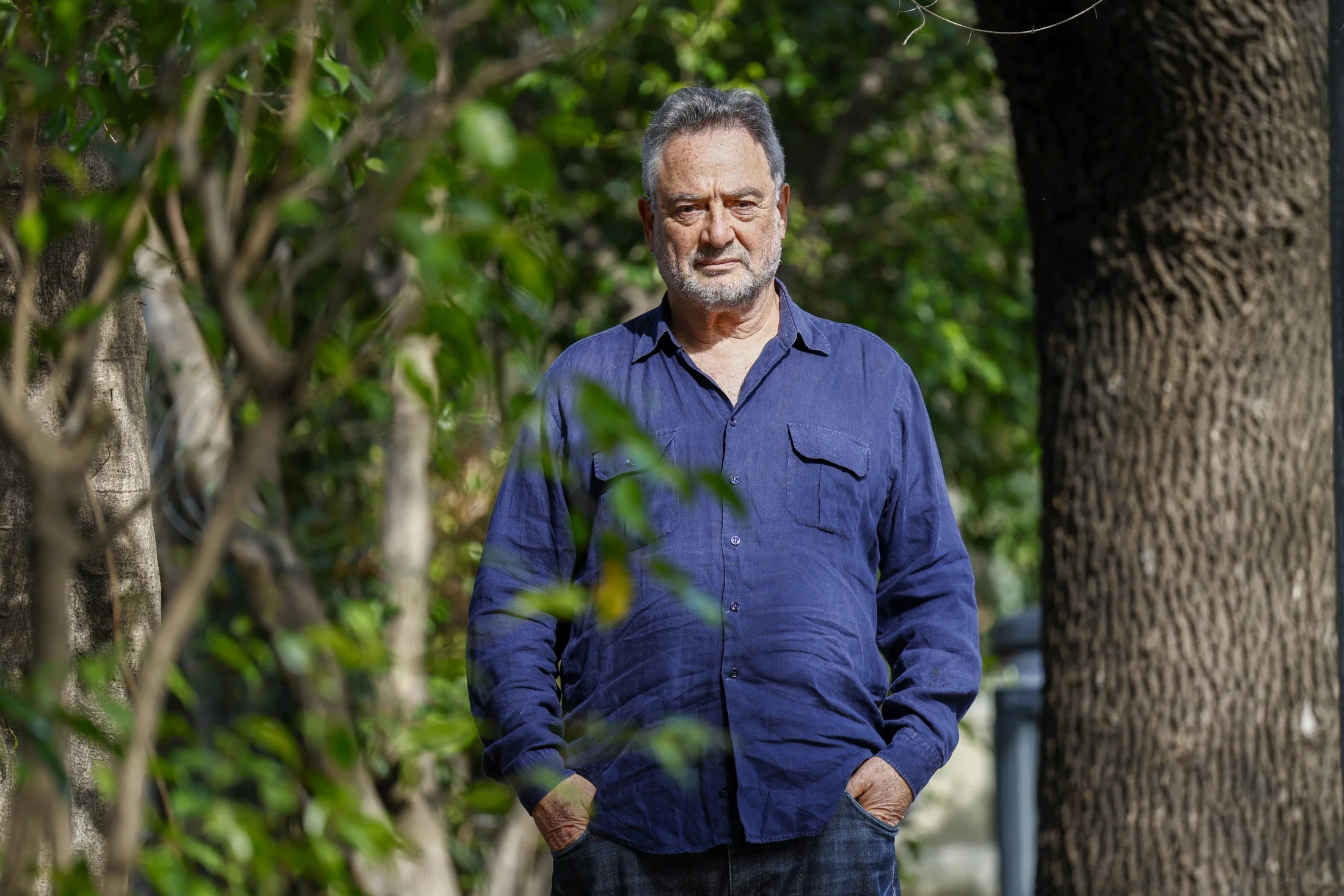 Daniel Guebel: “Escribir es hacer hablar a fantasmas y al mismo tiempo preguntarse quién habla”