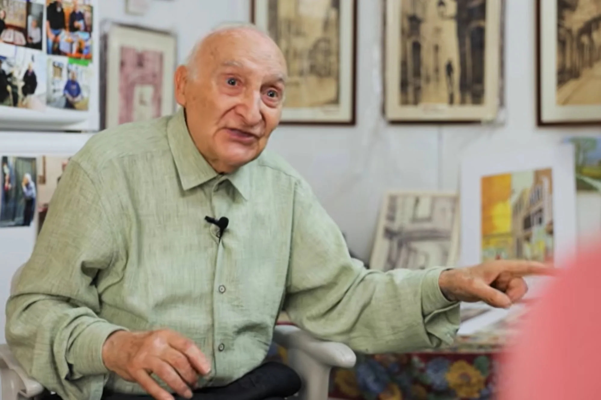 Joan Vaello, de 100 años: “Siempre antes de comer algo me tomo un vaso de agua”