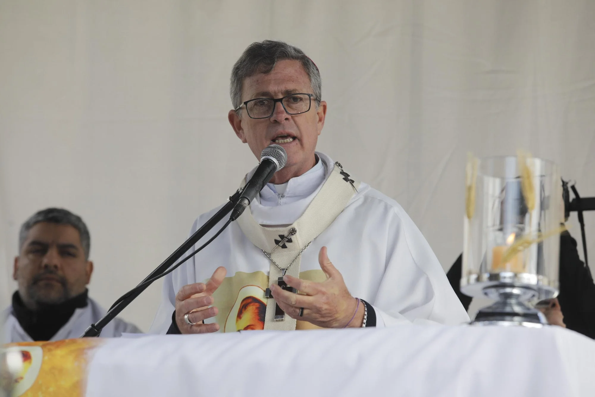 García Cuerva dijo que el Papa se va a encontrar con una Argentina “en crisis” y “con un porcentaje alto de pobres”